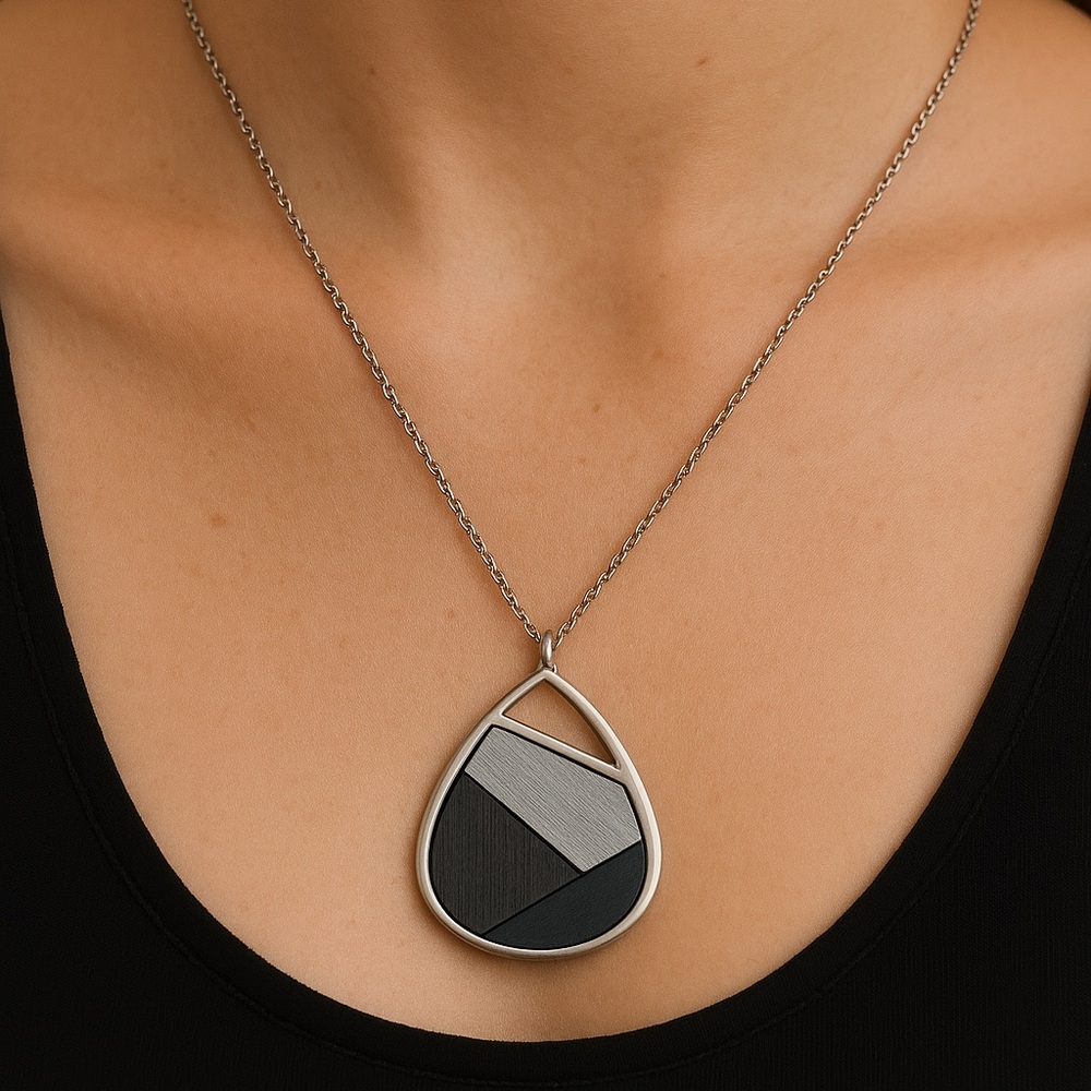 Teardrop pendant necklace mosaic wood Silvertone lightweight chain 34”